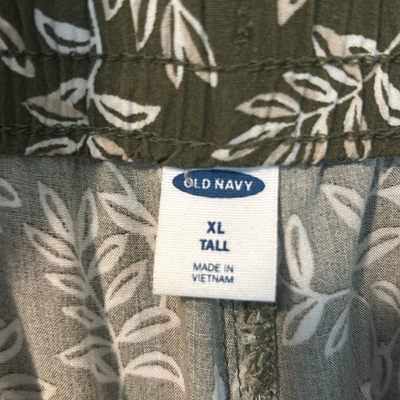 Old Navy Print Pull On Joggers - Picture 5 of 6